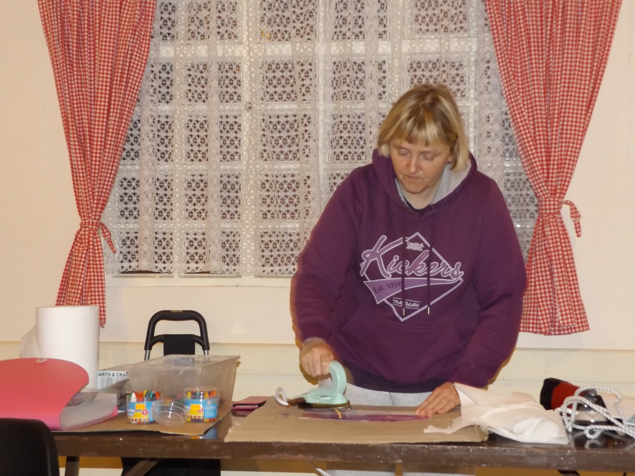 Hilary Fitzgerald demonstrating encaustic Art